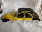 IXO 1:8 - Voiture miniature - Citroën 2CV - Charleston