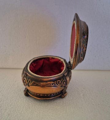 Ornement décoratif - Allemagne - boîte à bijoux en argent