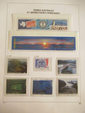 TAAF 2007/2008 - Collection de timbres dans des feuilles, Gestempeld