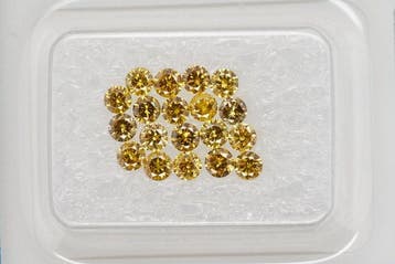 Sans prix de réserve - 19 pcs Diamant (Traitement de, Handtassen en Accessoires, Nieuw