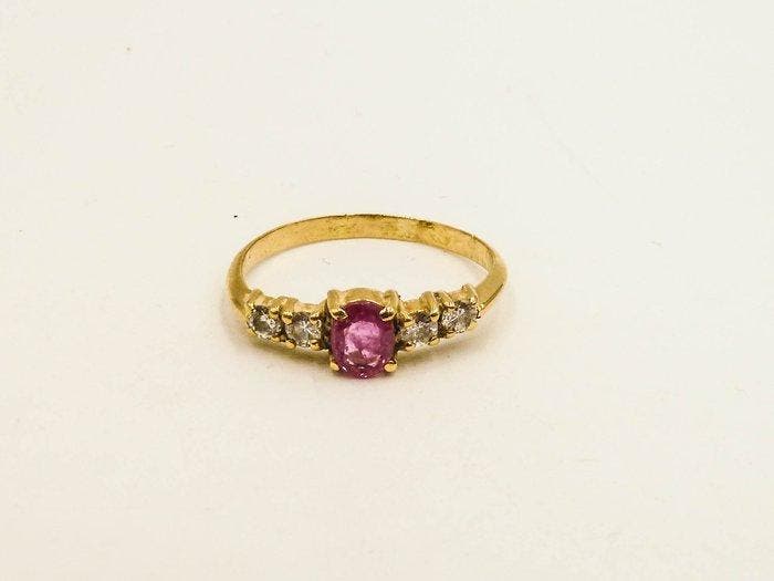 Ring - 18 karaat Geel goud Robijn - Diamant, Handtassen en Accessoires, Ringen