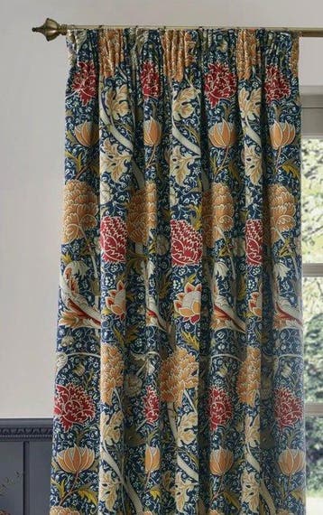 William Morris “Cray” Indigo/Berry – Une paire de rideaux