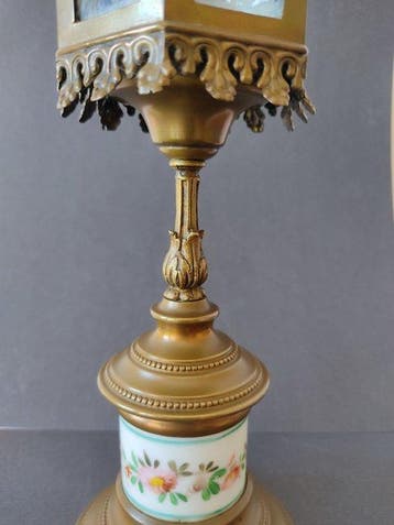 Lampe de table de chevet - veilleuse. Laiton, verre gravé à, Antiquités & Art