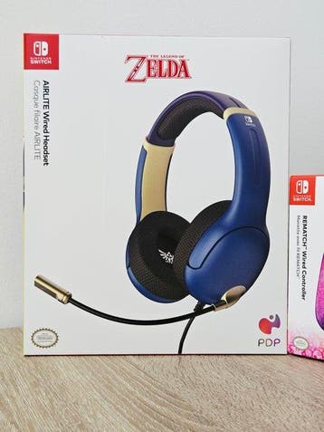 Nintendo - Switch - The Legend Of Zelda + Super Mario Star