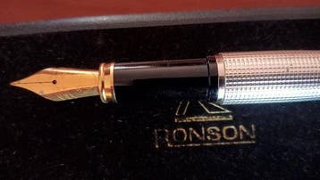 Ronson - Sans prix de réserve - Stylo à plume, Collections, Stylos