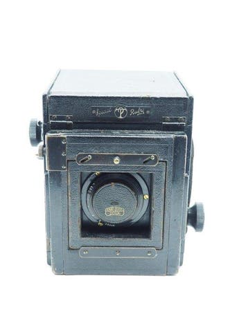 Special P Ruby boxcamera + 13.5cm lens Boxcamera