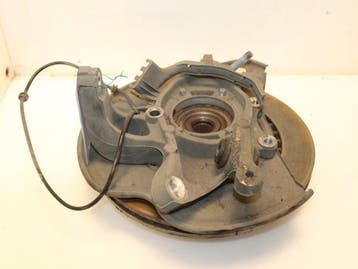 Fusee rechts-achter Mercedes CL O102349
