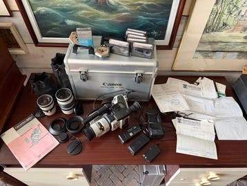 Canon Canovision EX1 Hi Hi8 camcorder – complete set with 3