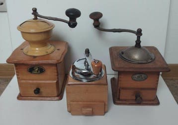 Koffiemolen (3) - Vintage handmatige koffiemolens - Hout, Antiek en Kunst