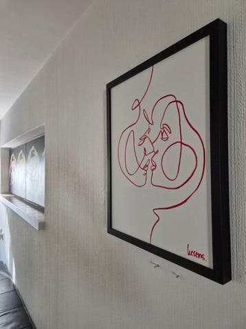 Liesens - Kiss kiss kiss (Handpainted on white canvas met