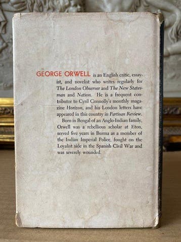 George Orwell - Animal Farm - 1946