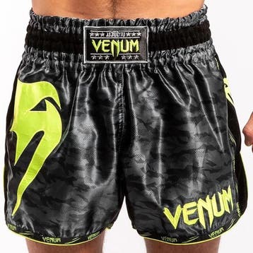 Venum Giant Camo Muay Thai Kickboks Broekje Zwart Geel, Verzenden, Geel, Vechtsport, Nieuw
