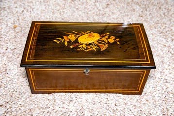 Antieke speeldoos carillon National Musical Box Rivenc -