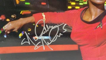 Star Trek The Original Series - signed by Nichelle Nichols, Nieuw