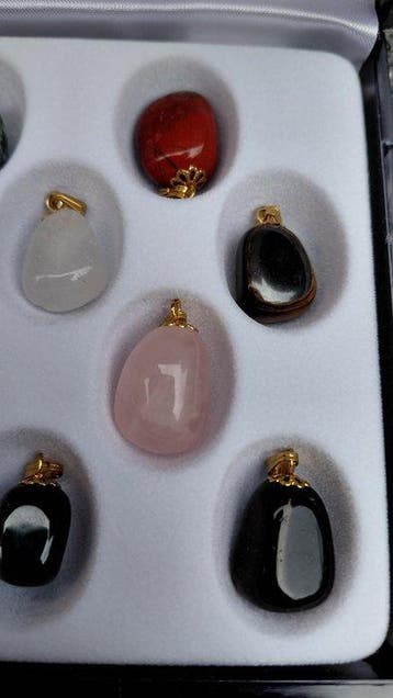 Magnifique collier en pierres précieuses - quartz clair,