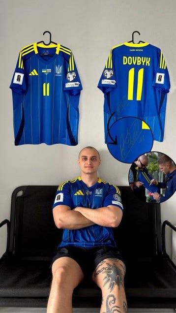 Ukraine - Coupe d’Europe de Football - Dovbyk Signed & Match