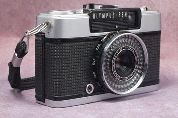Olympus EE-3 Appareil photo argentique