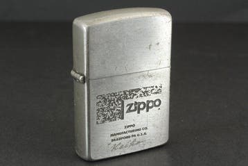 Zippo - Diagonal Engraving Zippo windproof / Zippo, Nieuw