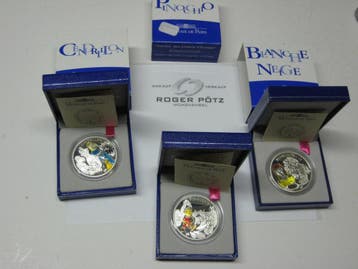 4,50 Euro Frankreich 3 x 1,50 Euro Maerchenserie 2002 pol..., Postzegels en Munten, Verzenden, België