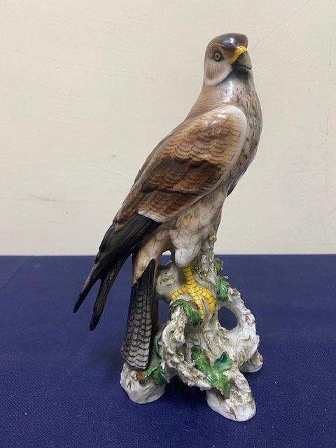 Rudolstadt / Volkstedt - Figuur - Rapace in porcellana -, Antiek en Kunst, Antiek | Glaswerk en Kristal
