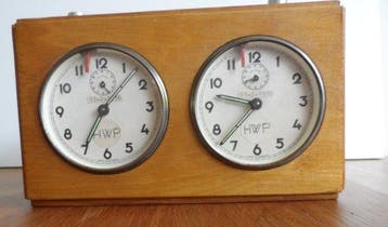 Horloge pour jeu d’échecs - Bois - 1930-1940 - Fabriqué en