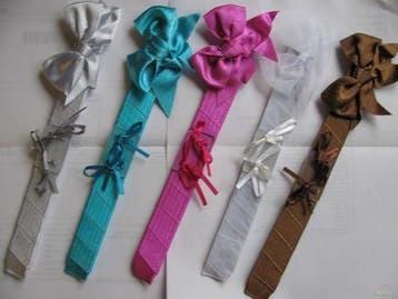 Polscorsage bow chic white tule stuk armband met plaatje om, Hobby en Vrije tijd, Nieuw
