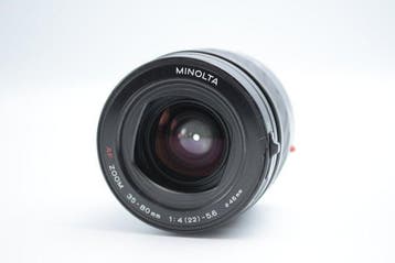 Minolta AF Zoom 4-5.6/35-80mm + AF Zoom 4.5-5.6/80-200mm |