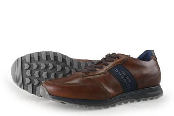 Bugatti Sneakers in maat 43 Bruin, Kleding | Heren, Schoenen, Bugatti, Bruin, Verzenden, Zo goed als nieuw