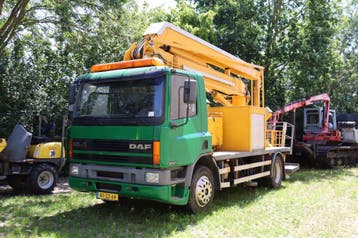 Veiling: Vrachtwagenhoogwerker DAF AE65 NC Diesel 212pk 1997
