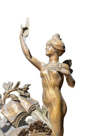 Figurale pendule - Zinklegering - 1910-1920