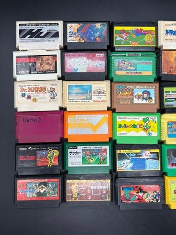 Nintendo - Famicom (Japanese NES) - 30 Vintage - Videogame