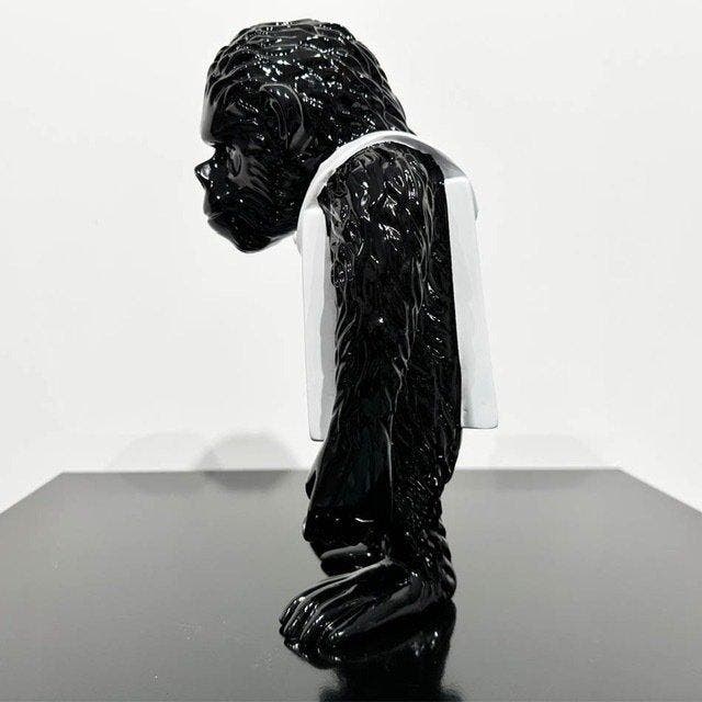 Van Apple - Fashion Monkey - Chanel, Antiek en Kunst, Kunst | Designobjecten