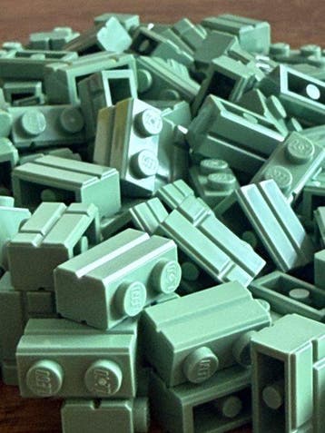 Lego Onderdelen - 103 Pieces Sand Green Brick, Modified 1 x