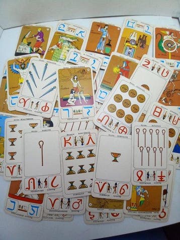 Tarotkaarten - Papier