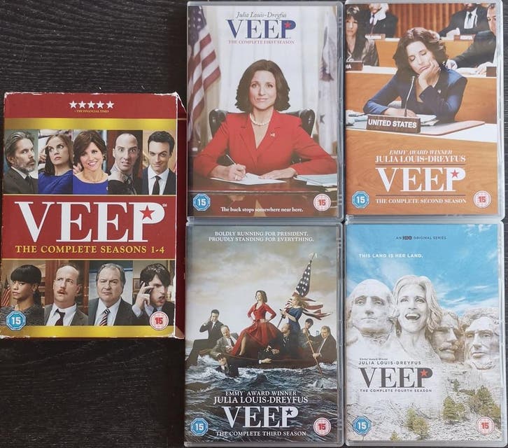 Veep series 1 - 4                           Gratis verzenden, CD & DVD, DVD | TV & Séries télévisées, Envoi
