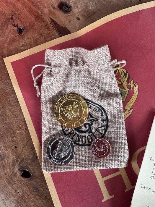 Harry Potter - large collection of movie prop reproductions, Verzamelen, Film en Tv