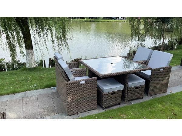 Veiling - Diningset / Tuinset incl. kussens 9-delig, Tuin en Terras, Tuinsets en Loungesets, Nieuw