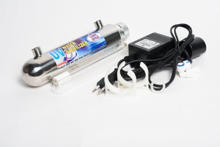 Osmose Uv-c filter RVS 6w lamp 120l/u, Animaux & Accessoires, Poissons | Aquariums & Accessoires, Enlèvement ou Envoi