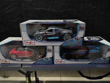 Maisto 1:18 - Model sportwagen (3) - Bugatti Chiron, Bugatti