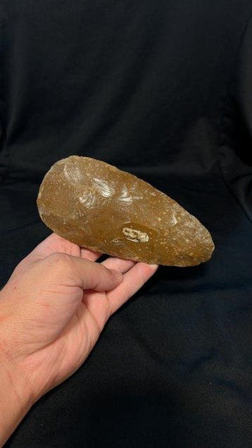 Néolithique Silex magnifique hache en silex taillés biface