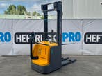 Jungheinrich EJC216-350ZZ (2016) met vrije heffing MET VIDEO, Stapelaar