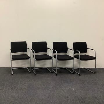 complete set van 4 stuks Ahrend vergaderstoelen,, Gebruikt, Zwart