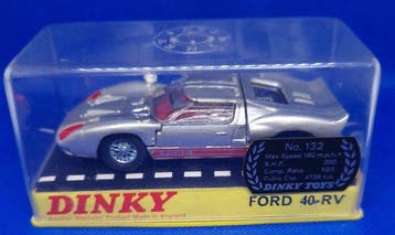 Dinky Toys 1:43 - Voiture miniature - Ford 40-RV