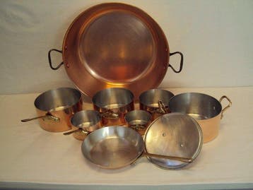 Magnifique lot 1 bassine a confiture 5 casseroles 1 poêle et