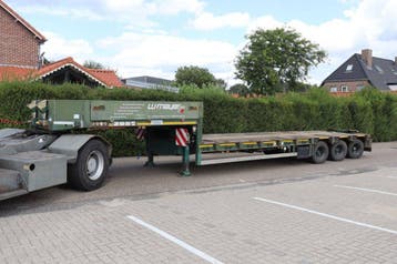 Veiling: Semi-Dieplader Goldhofer STZ-L3-37/80 50t 2002
