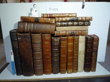 Divers auteurs - Lot T de 39 volumes demi-cuirs & cuirs.