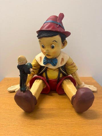 Disney - Statue, Pinokkio met Japie Krekel en Pinokkio in, Verzamelen, Nieuw