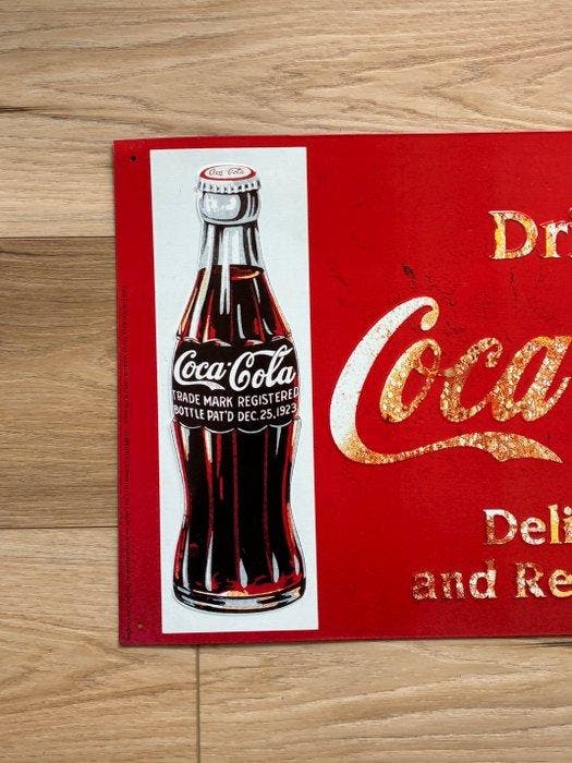 Coca - Cola / The Coca - Cola Company - Plaque - Metaal, Antiquités & Art, Antiquités | Assiettes décoratives & Carrelages
