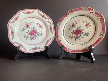 Schotel (2) - Porselein - Chinese octagonale borden