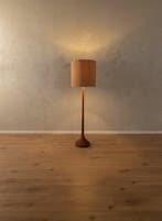 BRDR Krüger - Lisbeth Brams - Lampadaire - Teck - Lampadaire